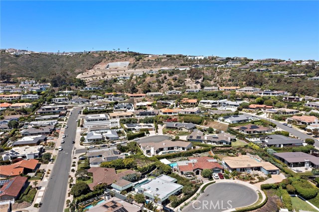 23012 Bering Sea Drive, Dana Point CA: https://media.crmls.org/medias/85d69342-6042-453a-b59f-218f7d1bdc8b.jpg