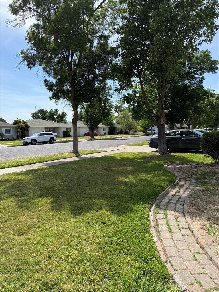 https://media.crmls.org/medias/85d69a6d-05b4-4cf9-bd3f-4cd6992fa82a.jpg?preset=X-Large