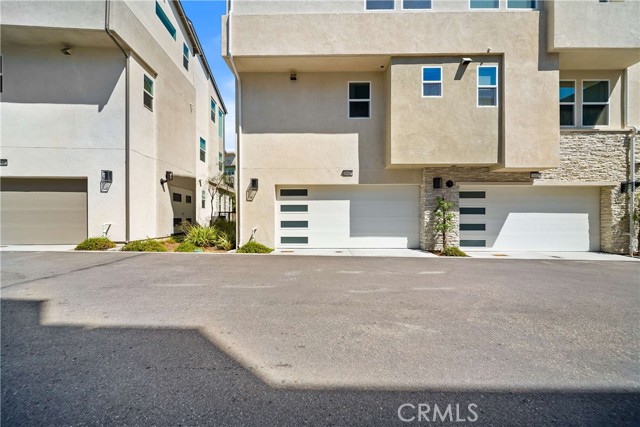 Detail Gallery Image 29 of 34 For 10423 Adamson Way, San Diego,  CA 92126 - 2 Beds | 2/1 Baths