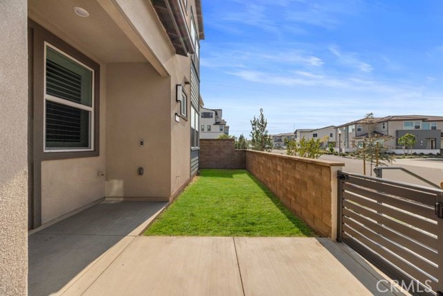 Detail Gallery Image 3 of 17 For 112 Junco, Irvine,  CA 92618 - 4 Beds | 3/1 Baths