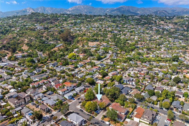 930 Philinda Avenue, Santa Barbara CA: https://media.crmls.org/medias/85d7931c-2b67-4976-92d5-d023744e1baf.jpg