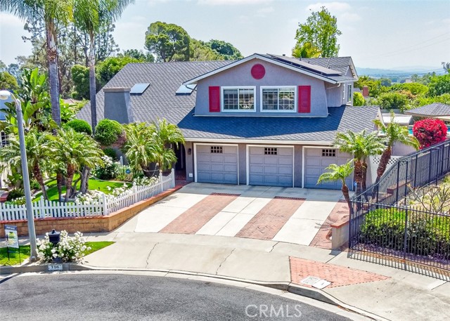 756 N Malden Avenue, Fullerton CA: https://media.crmls.org/medias/85d83d66-4b8a-4f6c-bf7d-e5d4d2c98ce4.jpg