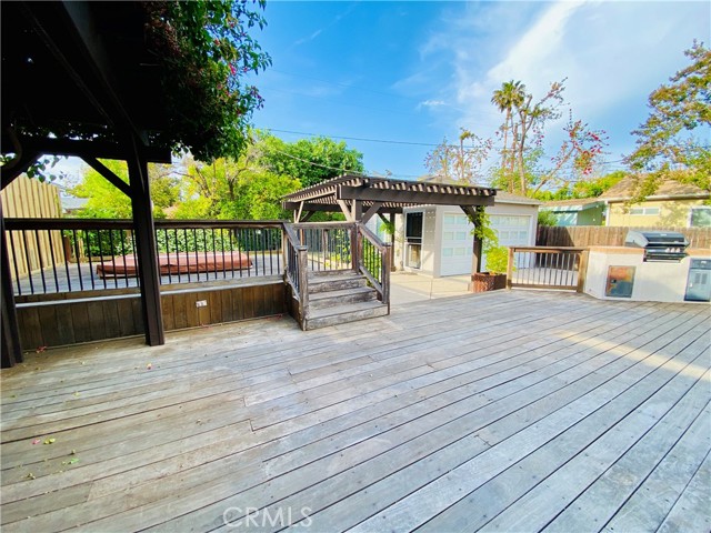 Detail Gallery Image 20 of 34 For 17557 Gilmore St, Lake Balboa,  CA 91406 - 3 Beds | 1 Baths