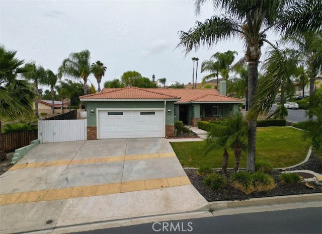 Detail Gallery Image 10 of 35 For 22860 Mariner Drive, Canyon Lake,  CA 92587 - 3 Beds | 2 Baths