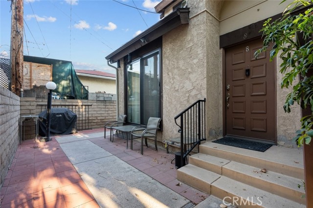 415 West Elk Avenue, 8 photo 2