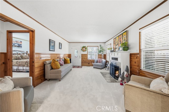 Detail Gallery Image 10 of 59 For 195 Knoll, Big Bear Lake,  CA 92315 - 5 Beds | 4 Baths