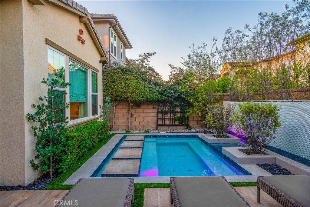 85dcceb1 87a7 4aaa A6ea C450e838f2d4