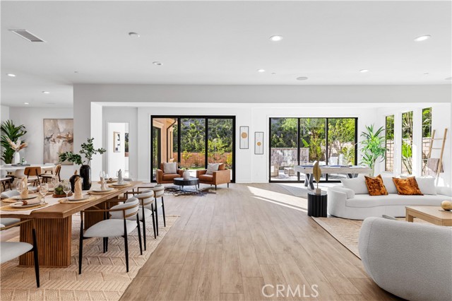 Detail Gallery Image 19 of 74 For 111 Great Oak, Irvine,  CA 92602 - 5 Beds | 5/1 Baths