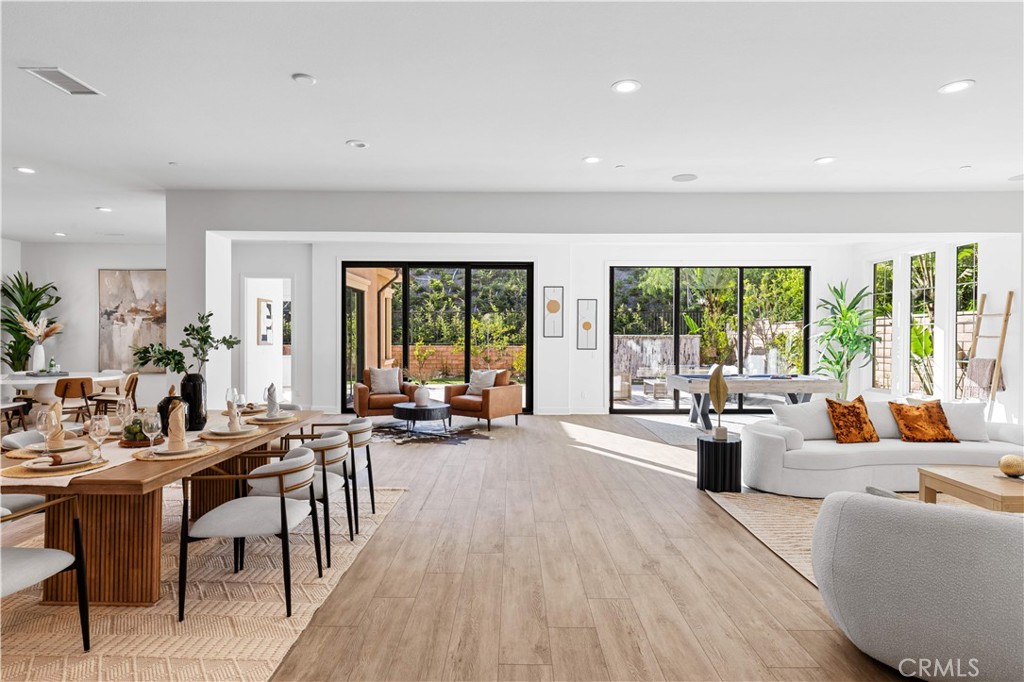 MLS #OC25277279 image #18