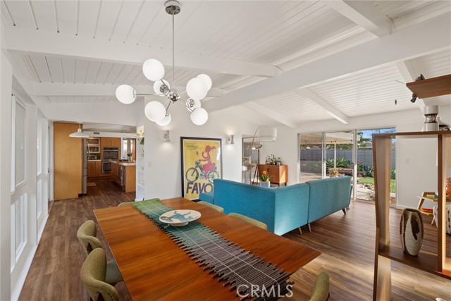 Detail Gallery Image 4 of 30 For 3202 N Studebaker Rd, Long Beach,  CA 90808 - 3 Beds | 2 Baths