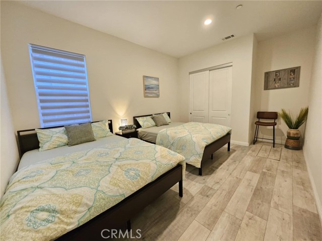 Detail Gallery Image 4 of 8 For 2600 Whispering Pines Dr, Running Springs,  CA 92382 - 2 Beds | 2 Baths