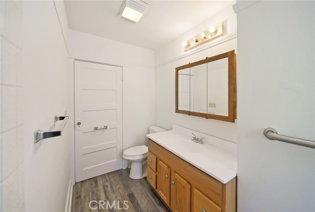 7709 Beckett Street, Tujunga CA: https://media.crmls.org/medias/85e1366a-93d0-4e66-943b-cca82d420375.jpg