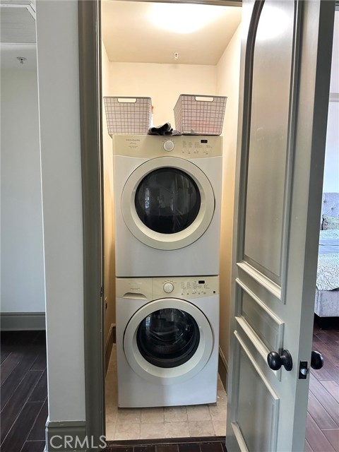 Detail Gallery Image 23 of 31 For 108 S El Molino Ave #302,  Pasadena,  CA 91101 - 3 Beds | 2/1 Baths