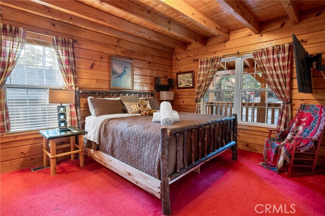 505 Barrett Way, Big Bear City CA: https://media.crmls.org/medias/85e358c5-2110-4f2a-bf8f-b6992dfa87f7.jpg