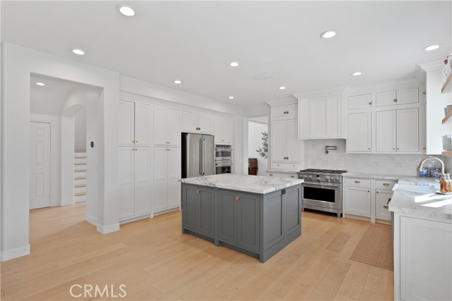 Detail Gallery Image 28 of 74 For 35987 Corte Renata, Murrieta,  CA 92562 - 5 Beds | 4 Baths