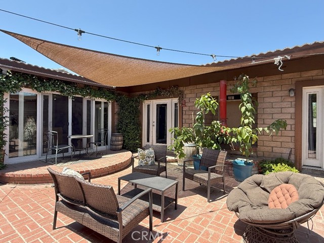 Detail Gallery Image 8 of 42 For 17857 Main St, Hesperia,  CA 92345 - 4 Beds | 3 Baths