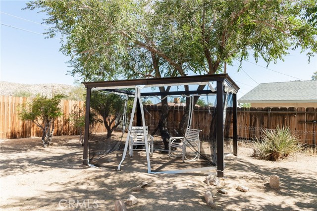 61740 Oleander Drive, Joshua Tree, California 92252, 2 Bedrooms Bedrooms, ,1 BathroomBathrooms,Residential,For Sale,61740 Oleander Drive,CRJT25127981