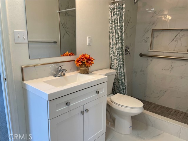 Detail Gallery Image 14 of 20 For 1126 Fairview Ave #209,  Arcadia,  CA 91007 - 3 Beds | 2 Baths