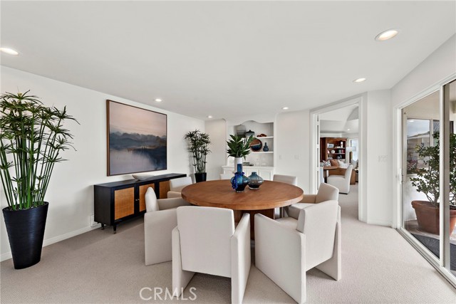 Detail Gallery Image 11 of 61 For 2519 Harbor View Dr, Corona Del Mar,  CA 92625 - 4 Beds | 2/1 Baths