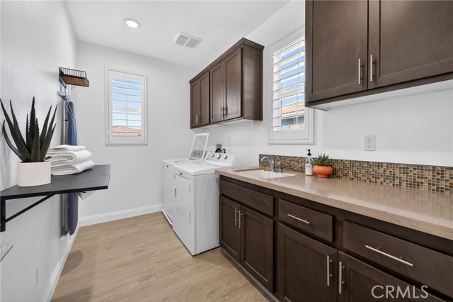 Detail Gallery Image 37 of 75 For 39776 Strada Firenze, Lake Elsinore,  CA 92532 - 4 Beds | 3 Baths