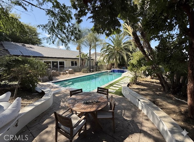 Detail Gallery Image 16 of 20 For 1690 Stoddard Ave, Thousand Oaks,  CA 91360 - 4 Beds | 2 Baths