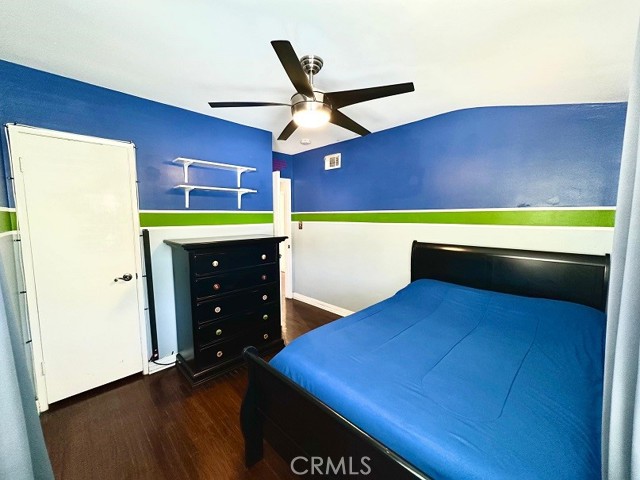 8466 Springford Drive, Sun Valley CA: https://media.crmls.org/medias/85e6abd5-15a7-4df8-82ad-51a10f3066ad.jpg