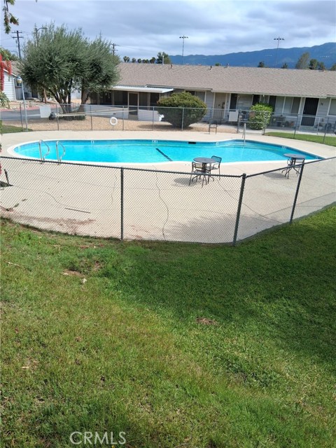 Detail Gallery Image 2 of 2 For 150 Lakeshore Dr #67,  Lake Elsinore,  CA 92530 - 1 Beds | 1 Baths