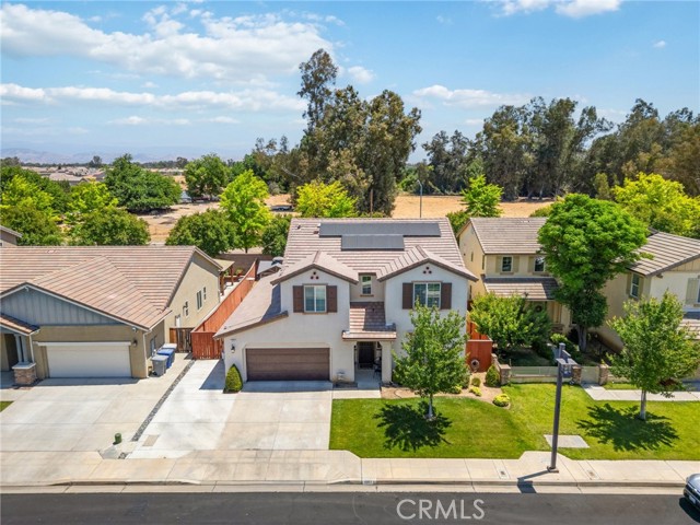 1697 Whiteash Avenue, Clovis CA: https://media.crmls.org/medias/85e73247-0e9c-4551-a3ed-5aca022c240d.jpg