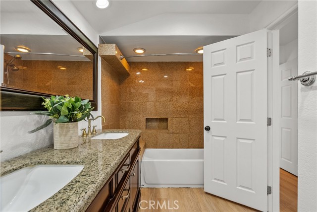 Detail Gallery Image 41 of 50 For 23121 Yvette Ln, Valencia,  CA 91355 - 3 Beds | 3 Baths
