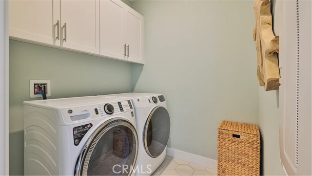 Detail Gallery Image 18 of 24 For 27448 Shining Willow Ln, Valencia,  CA 91381 - 3 Beds | 2/1 Baths