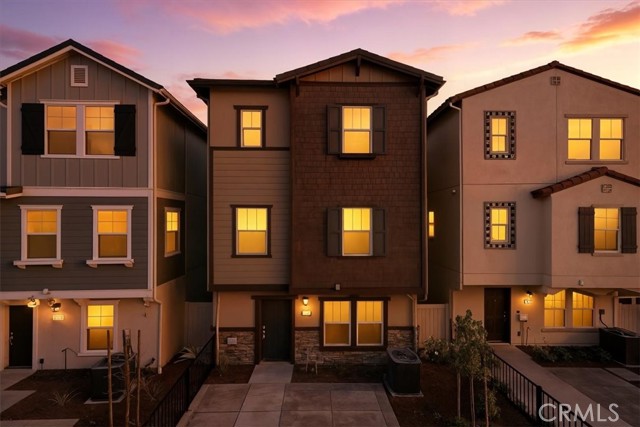 Detail Gallery Image 2 of 34 For 2540 Hepburn St, South El Monte,  CA 91733 - 4 Beds | 3/1 Baths