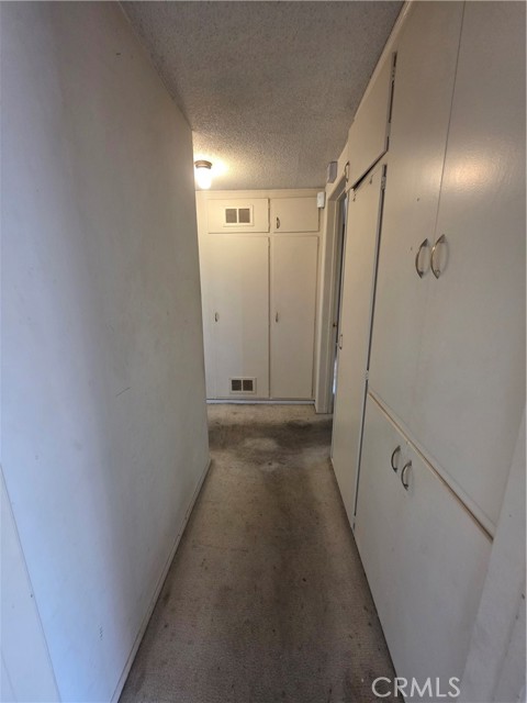 10243 Fremont Avenue, Montclair CA: https://media.crmls.org/medias/85e9606b-12e9-4b66-945f-2b283216fbaf.jpg