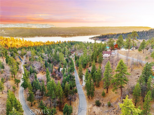 Detail Gallery Image 3 of 28 For 1237 Ridge Rd, Fawnskin,  CA 92333 - – Beds | – Baths