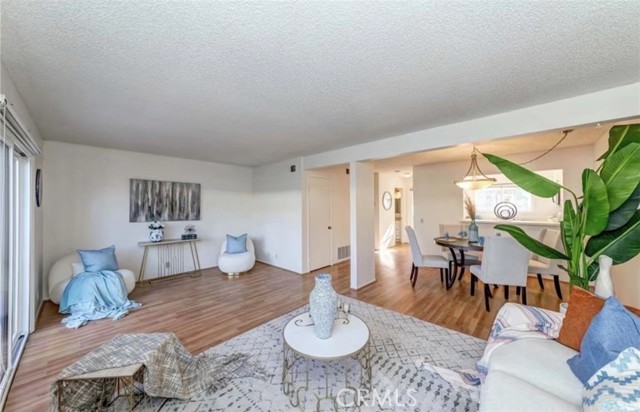 Detail Gallery Image 4 of 25 For 59 Fox Hollow #36,  Irvine,  CA 92614 - 3 Beds | 1/1 Baths