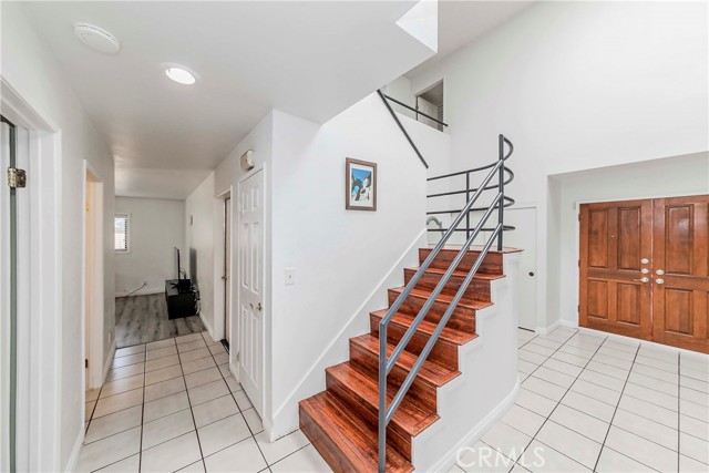 Detail Gallery Image 13 of 46 For 2032 W 231st St, Torrance,  CA 90501 - 4 Beds | 3 Baths