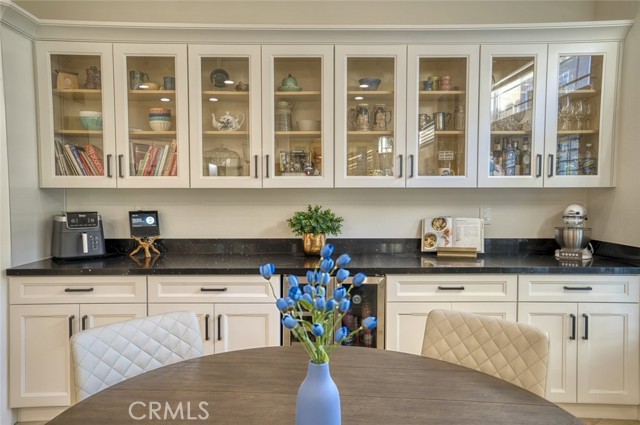 Detail Gallery Image 11 of 32 For 1409 Upland Hills Dr #N,  Upland,  CA 91784 - 2 Beds | 2/1 Baths