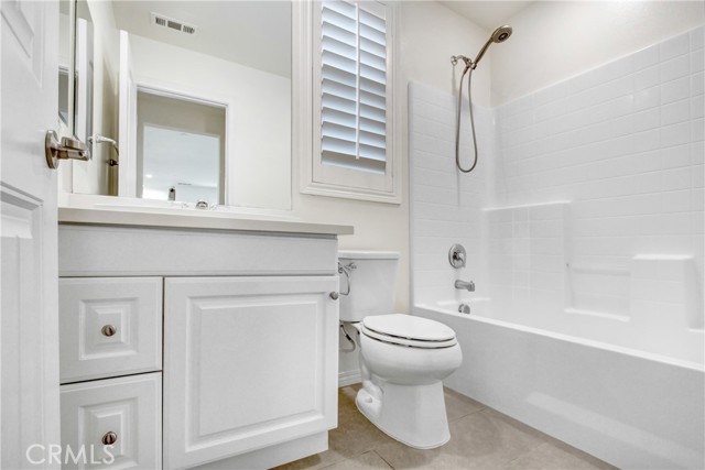 Detail Gallery Image 7 of 21 For 5594 Skimmer Dr, Jurupa Valley,  CA 91752 - 5 Beds | 3 Baths