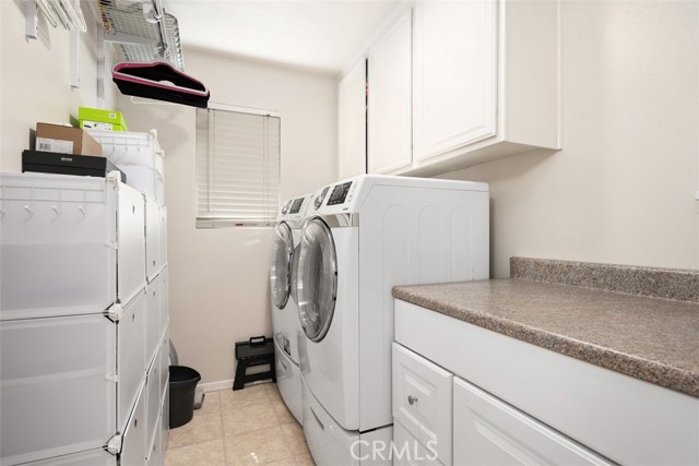 1124 Andrew Lane, Corona CA: https://media.crmls.org/medias/85ebd683-a56b-452c-ad1e-333ca707c697.jpg