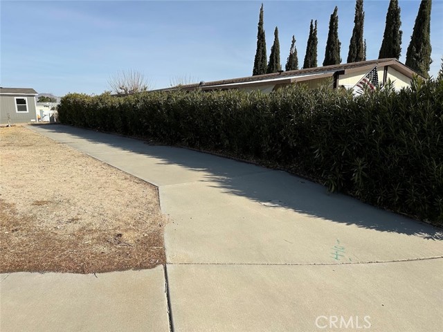 Detail Gallery Image 3 of 3 For 13964 Victoria Ct, Victorville,  CA 92395 - – Beds | – Baths