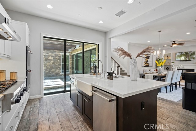 18 Goldenrod, Lake Forest CA: https://media.crmls.org/medias/85ec750e-b929-489f-9e04-bb12353da69c.jpg