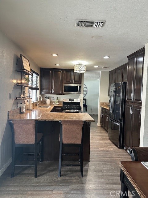 Detail Gallery Image 14 of 41 For 2311 Volya Ct, Colton,  CA 92324 - 4 Beds | 3/1 Baths