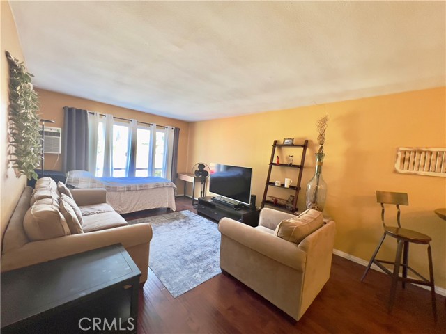 Detail Gallery Image 8 of 28 For 5585 E Pacific Coast #152,  Long Beach,  CA 90804 - 1 Beds | 1 Baths