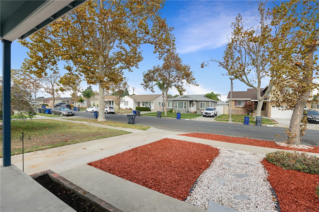 Image 3 for 3418 Arbor Rd, Lakewood, CA 90712