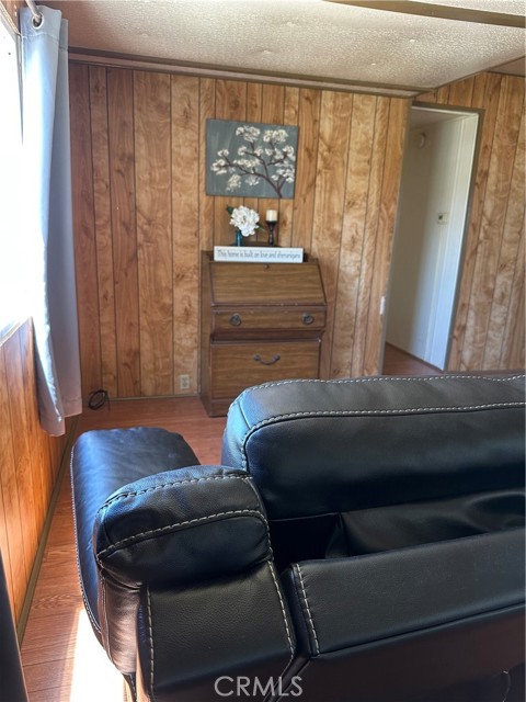 Image 15 of 45 For 721 Sunset Avenue 17