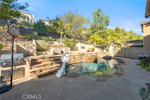 Detail Gallery Image 34 of 36 For 18211 Joel Brattain, Yorba Linda,  CA 92886 - 4 Beds | 3/1 Baths