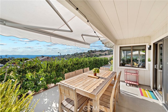 1414 Morningside Drive, Laguna Beach CA: https://media.crmls.org/medias/85ee9f6c-71e5-46b6-a1a0-49a58338c71f.jpg