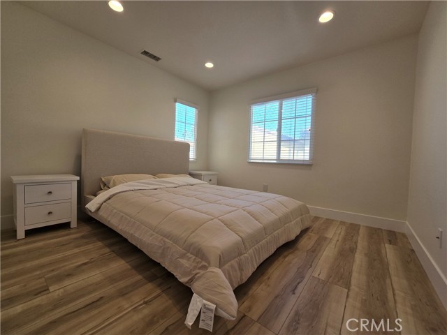 Detail Gallery Image 15 of 40 For 94 Chantilly, Irvine,  CA 92620 - 4 Beds | 2/1 Baths