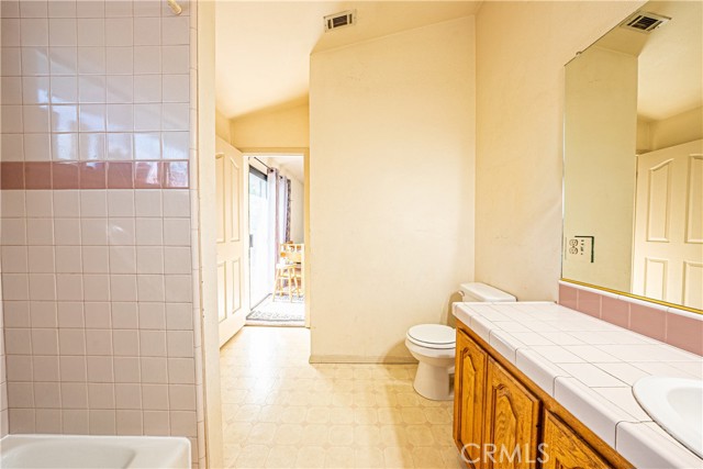 Detail Gallery Image 24 of 29 For 404 Peachtree Ln, Paso Robles,  CA 93446 - 3 Beds | 2 Baths