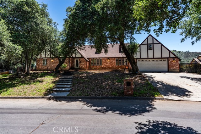 Detail Gallery Image 1 of 46 For 37095 Oak View Rd, Yucaipa,  CA 92399 - 4 Beds | 2/2 Baths