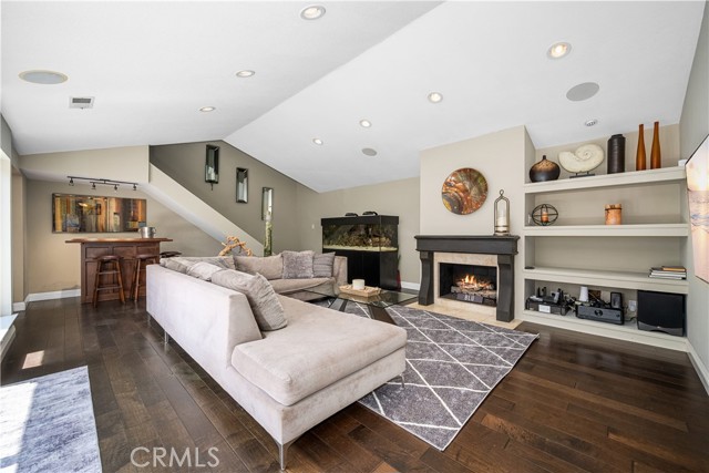 Detail Gallery Image 9 of 68 For 450 Electric, Seal Beach,  CA 90740 - 3 Beds | 2 Baths